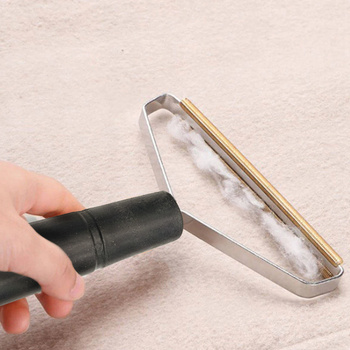 Bürste, Kamm, Roller, Rasierapparat zum Entfernen von Haaren und Haarsträhnen