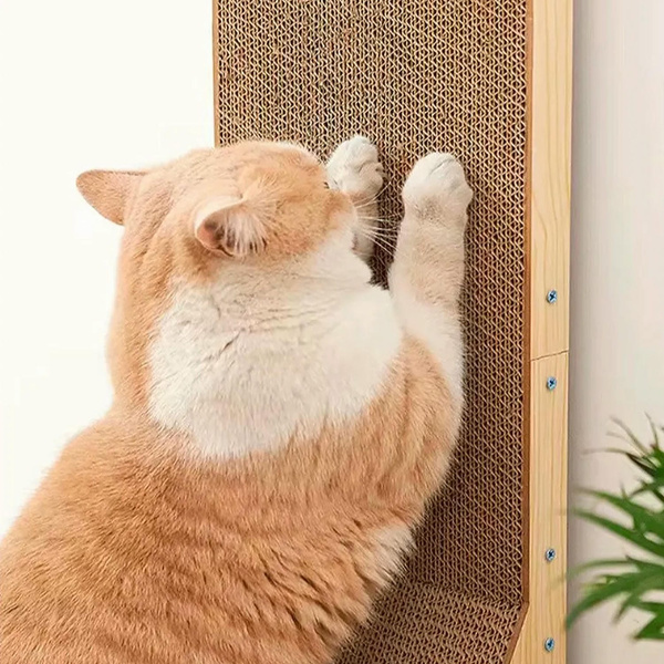 Corner cat scratching post SNAPPY 60 cm  with ball + catnip