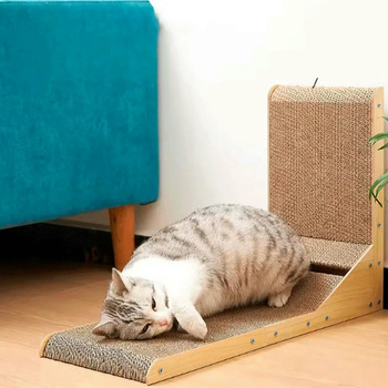 SNAPPY 60 cm Eck-Kratzbaum für Katzen mit Ball + Catnip